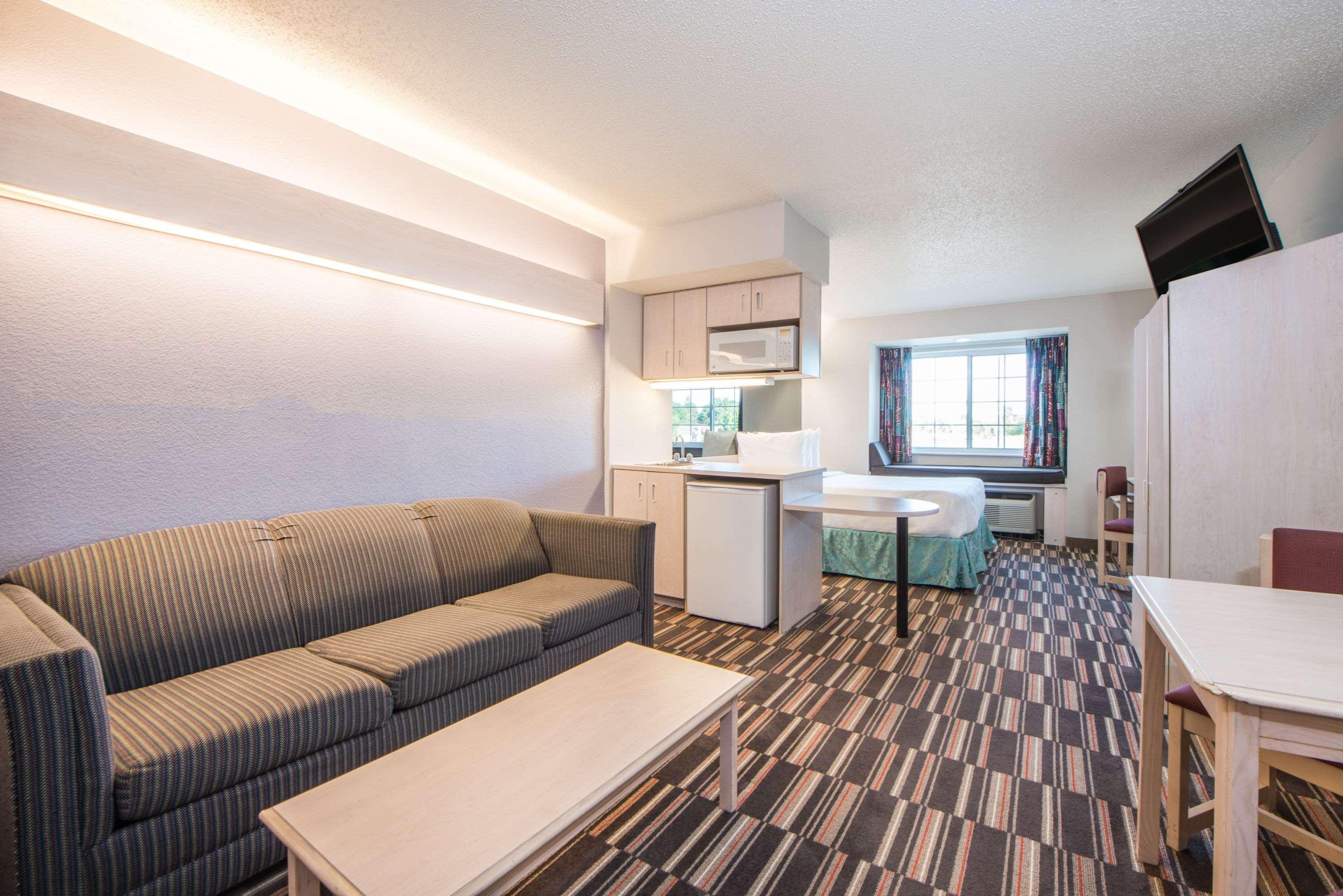 Microtel Inn & Suites Claremore Exterior foto